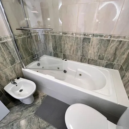 Bright And Quiet Windsor Park Apartman